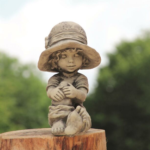 Kleine Deko Gartenfigur von Sarah Kay  mit Mâ&euro;°chen - Felia
