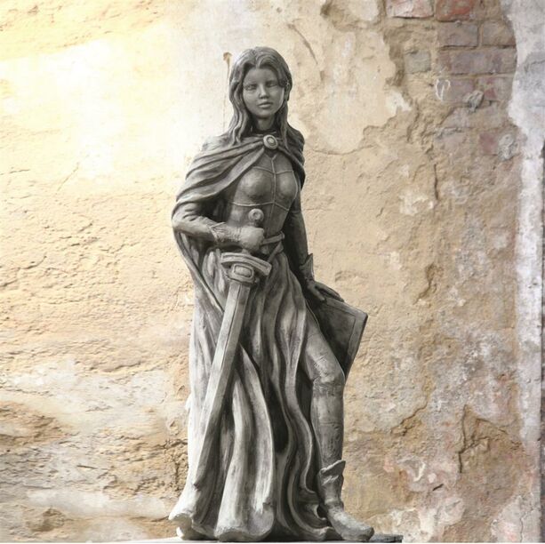 Jeanne dArc Skulptur aus Steinguss