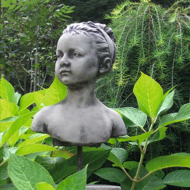Einzigartige Mädchen Steinbüste für den Garten - Aurora