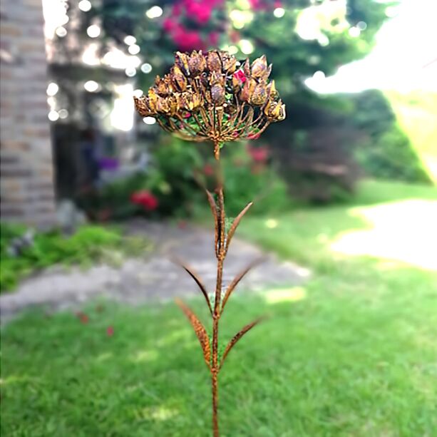 Einzigartige Metallfigur - Blume als Gartendeko - Flos Ferrum