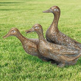 Vogelskulptur aus 3 Enten - patinierte Bronze - Entengruppe