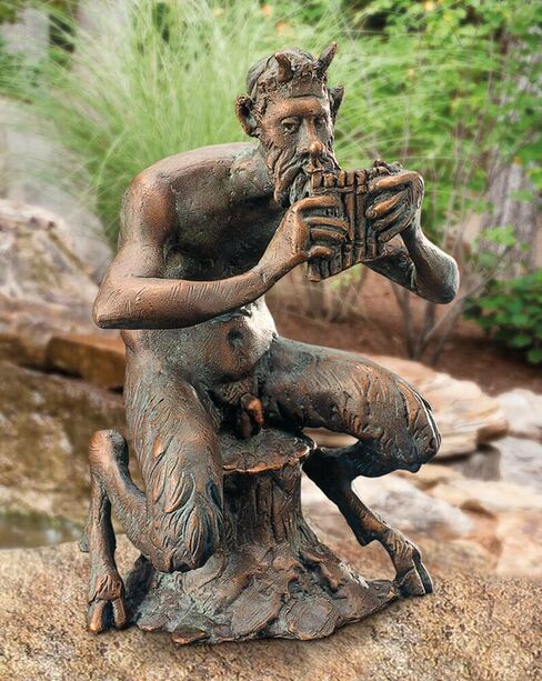 Bronze Statue Pan mit Schilfrohrflte - sitzend - Satyr
