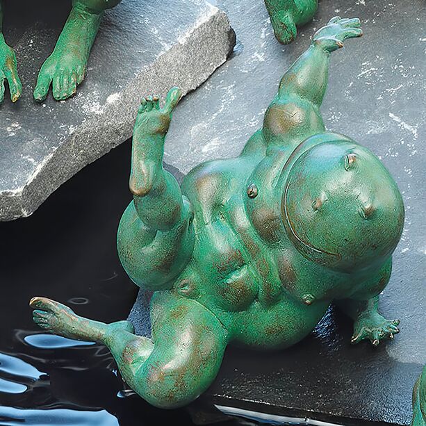 Grne Froschskulptur aus Bronze - wetterfest - Emma
