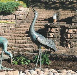 Vogelskulptur Kranich aus Bronze - grn - Kranich rufend