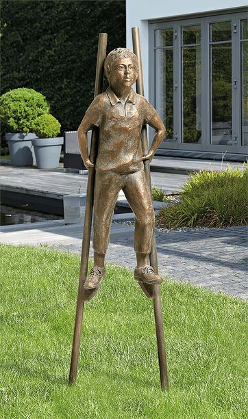 Jungenskulptur in limitierter Edition - Bronzefiguren - Stelzenlufer