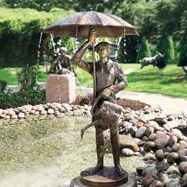 Limitierte Bronzestatue Wasserspeier mit Regenschirm -...