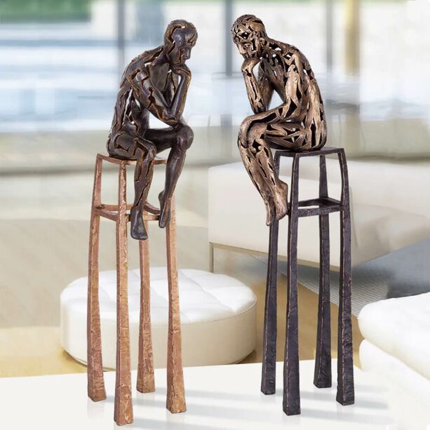 Nachdenklich - Designer Mensch Bronzeskulptur - Thinker dark & light