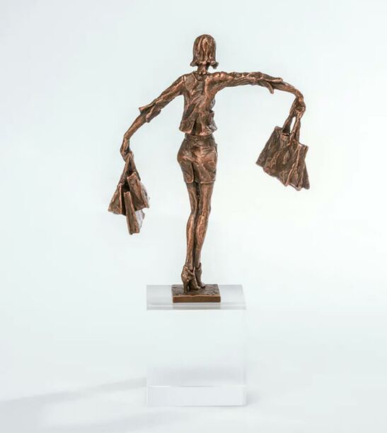 Limitierte Bronzeskulptur Frau mit Sockel - Balance-Einkuferin