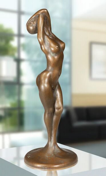 Kleine Bronzefrau Aktskulptur vom Knstler - Weiblicher Akt