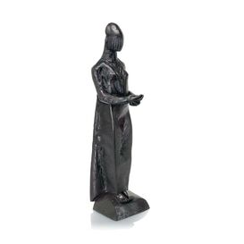 Frau mit Gewand als grau-schwarze Bronzeskulptur - Die...