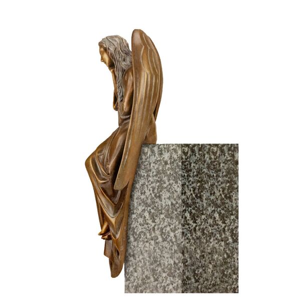 Sitzender Bronzeengel aus Traditionshandwerk - Angelo Liberta