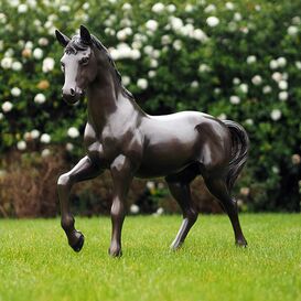 Moderne Pferde-Skulptur: Dekorative Figur für stilvolle Dekoration