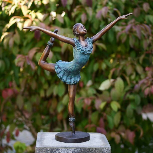 Ballerina Bronze Dekofigur mit farbigem Kleid - Mina Ballerina