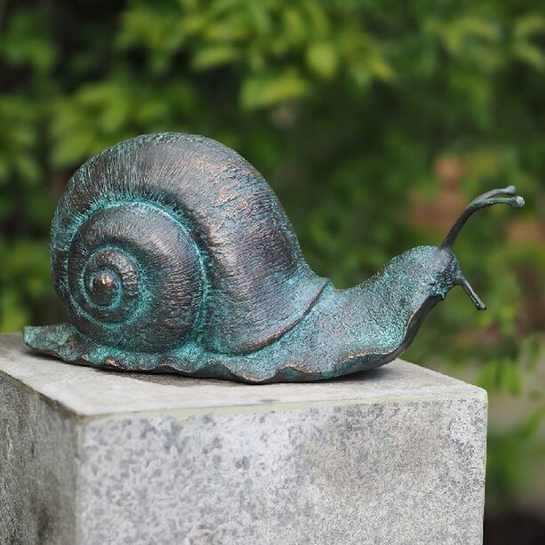 Groe Gartenschnecke aus Bronze mit Patina - Schnecke Richard