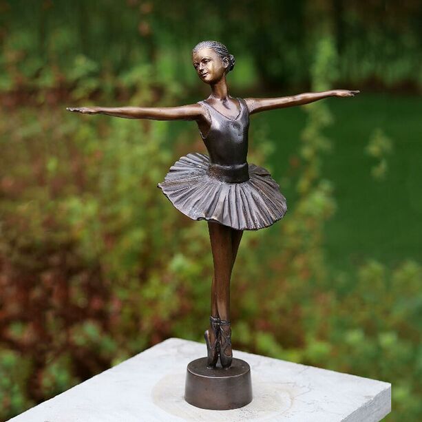 Bronze Frau Figur Ballerina auf Podest - Ballerina Ivy