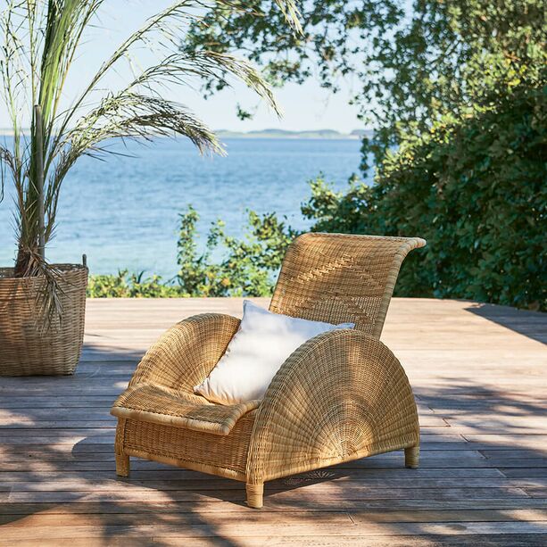 Geschwungener Relax-Sessel fr Terrasse oder Garten in Natur - Relaxsessel Birte