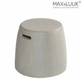 Heller Sitzhocker fr den Garten aus Fiberglas von Max &...