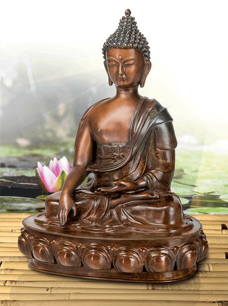 Buddha Garetnskulptur mit Handgeste Erdberhrung aus Bronze - Buddha Sakyamuni