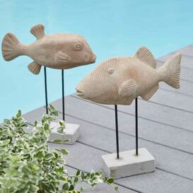 Fisch Figur auf Stben - Terrakotta - Outdoor - Upendo
