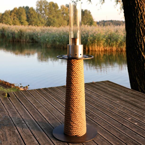 Stilvolle Ethanol Gartenfackel aus Stahl mit Jute Seil von Masuria - Juno Lampe