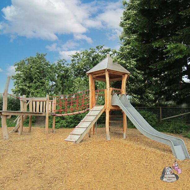 Kinderspielplatz mit Holzgerüst zum Klettern, Spielen und Rutschen - Spielplatz Michael