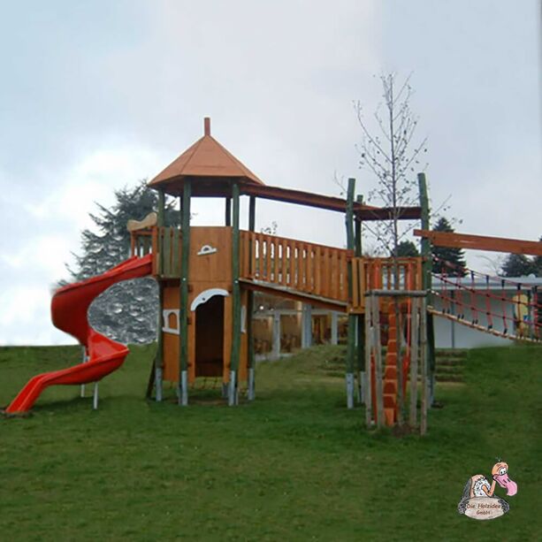 Sechseckiger Spielturm aus Holz mit Kletterparcours und Spiralrutsche - Spielplatz Elfie