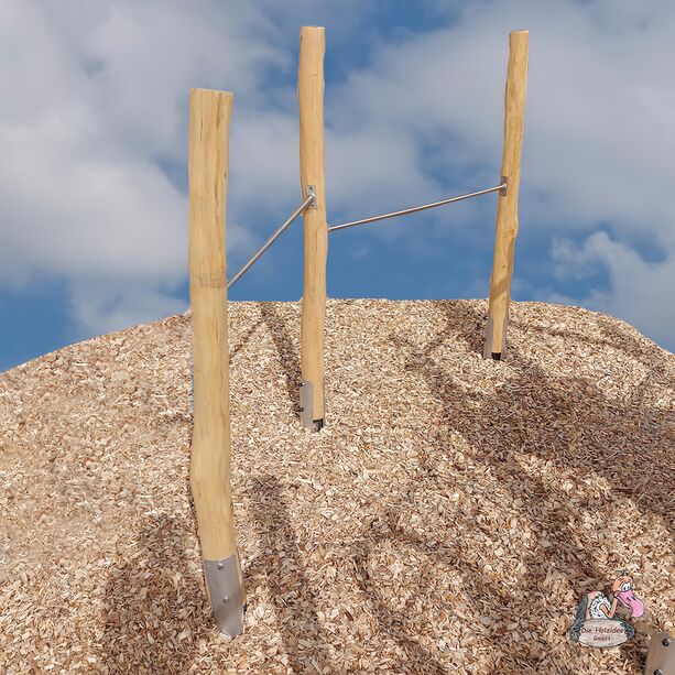Stufenreck mit drei Edelstahl Stangen zum Turnen für den Outdoor Spielplatz - Stufenreck