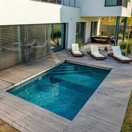 Modellierbarer Verbundpool - rechteckig - integrierte Stufen - XXL - Belo Horizonte / 900x450cm (BxT) / 110cm