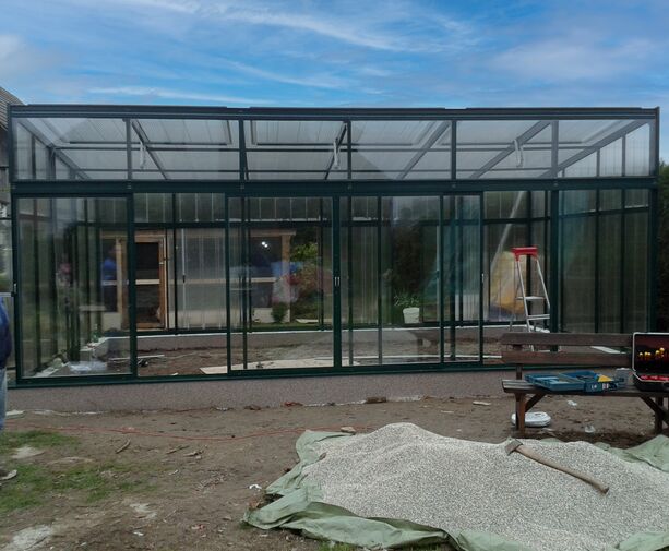 Modernes Glashaus mit Isolierglas - Pulthaus nach Maß & Wunschfarbe - Kakteenhaus - Mililani