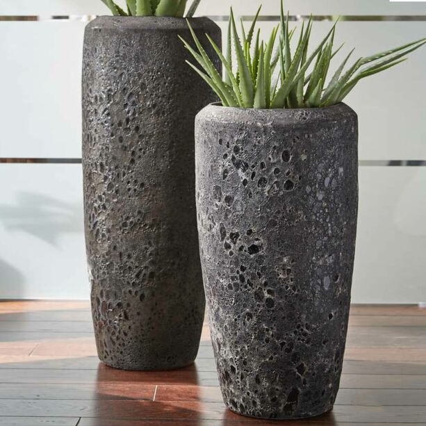 Groe Outdoor Pflanzvase aus Keramik - antik schwarz - Nistera