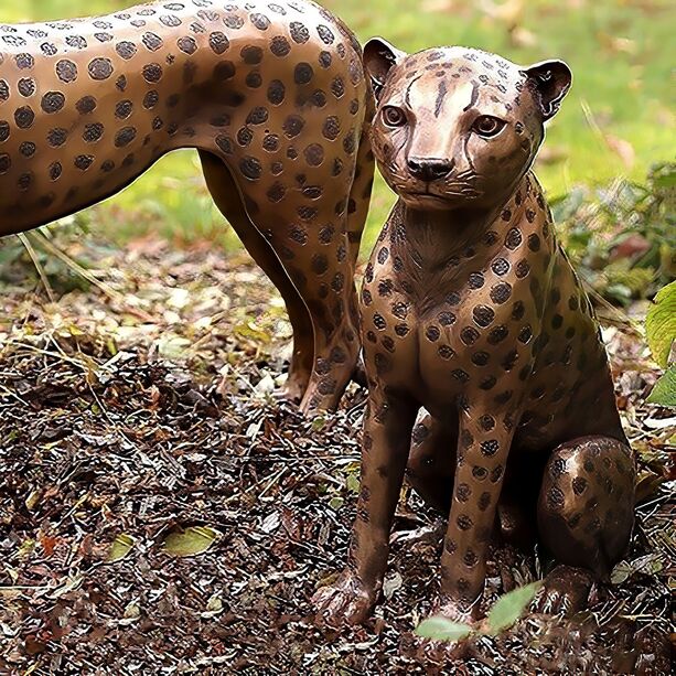 Sitzender Gepard als Bronze Tierskulptur - lebensgro - Gepard Lio