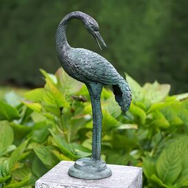 Stehende Bronze Deko Vogelskulptur Kranich blickt nach...