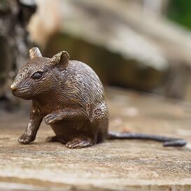 Maus sitzt aufmerksam - Klassische Bronze Tierfigur -...