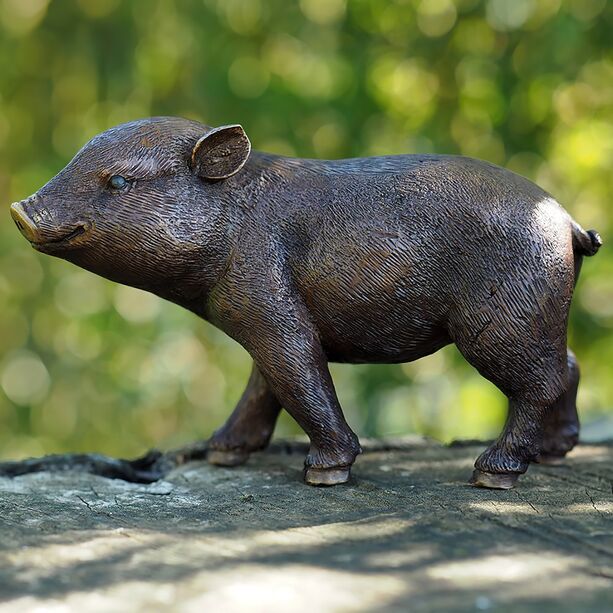 Klassische Bronze Tierfigur eines Ferkels aus Bronze - Ferkel Heinz