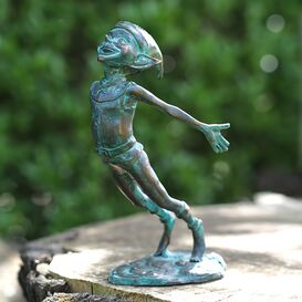 Kleine Kobold Gartenfigur aus Bronze ist heiter - Pixie...