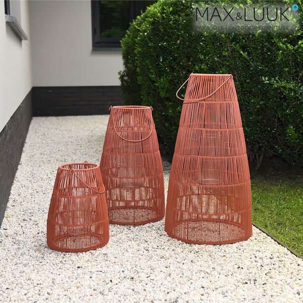 Oranges Outdoor Laternen Trio von Max & Luuk mit Aluminiumgestell und Glas-Kerzeneinsatz - Mace Laternen