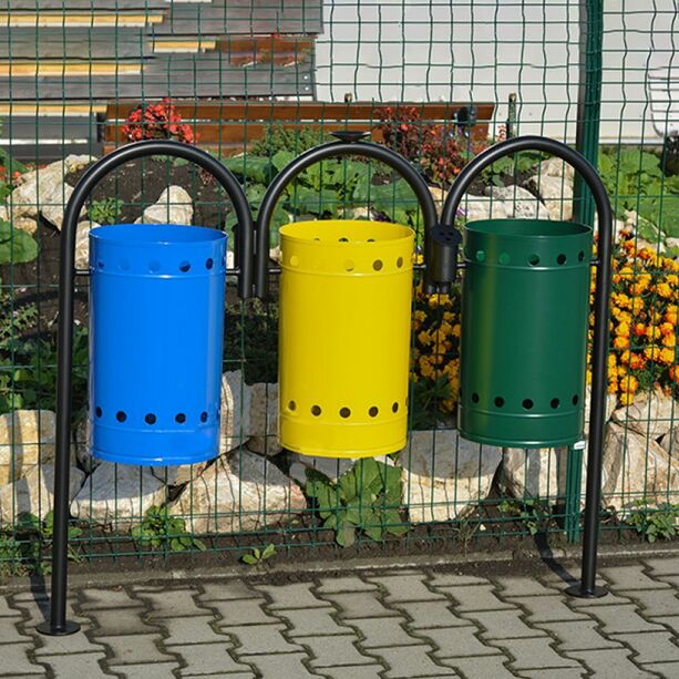 Müll Trennsystem mit drei Behältern und Aschenbecher aus Metall - Esja