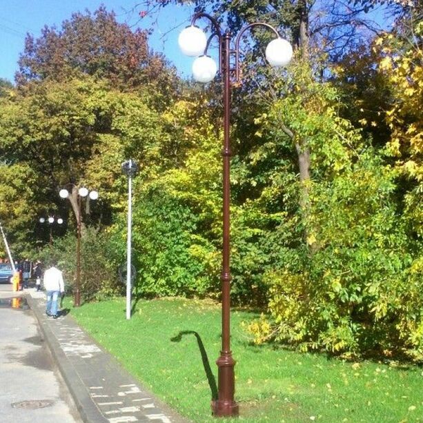 Kandelaber Mastleuchte aus Gusseisen zur Stadtgestaltung - Arndis