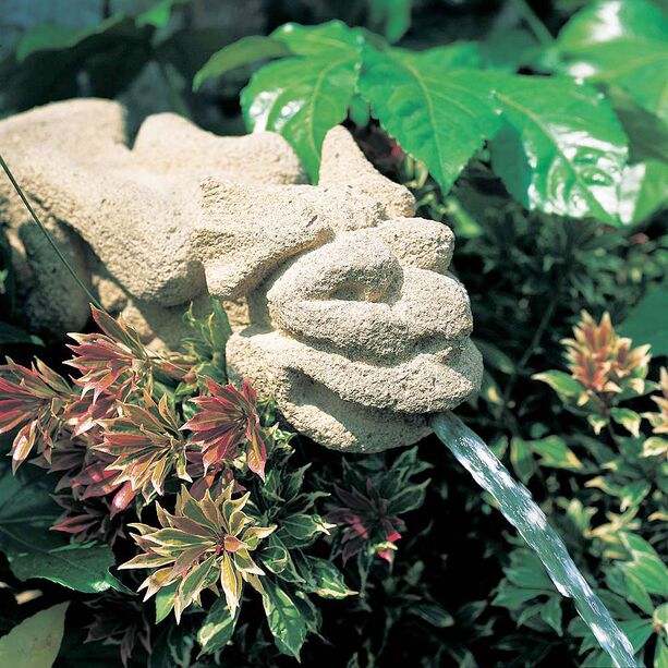 Mystischer Wasserspeier aus Stein für den Gartenteich - Grymero