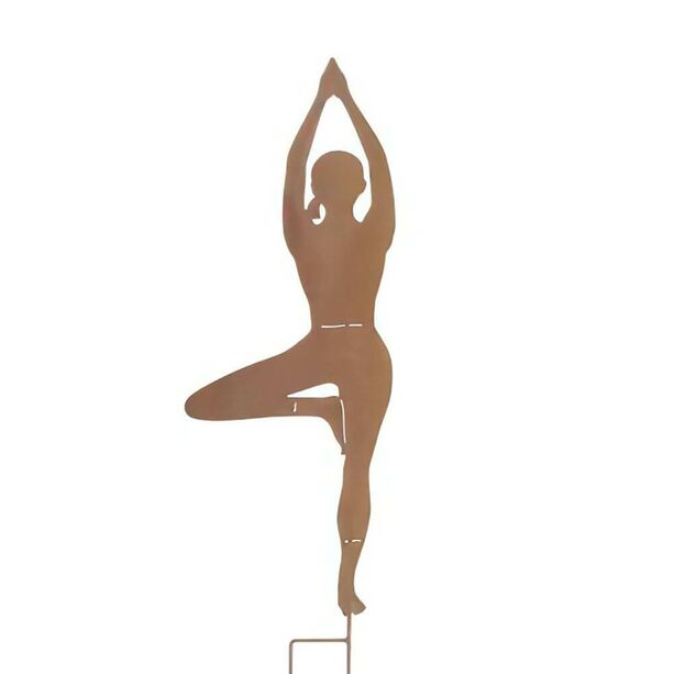 Lebensgroe Frauenfigur in Rostoptik in Yogapose - Yoga Baumpose