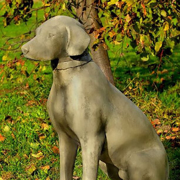 Sitzende Hundefigur aus Steinguss - dekorative Skulptur fr die Gartengestaltung - Mauro