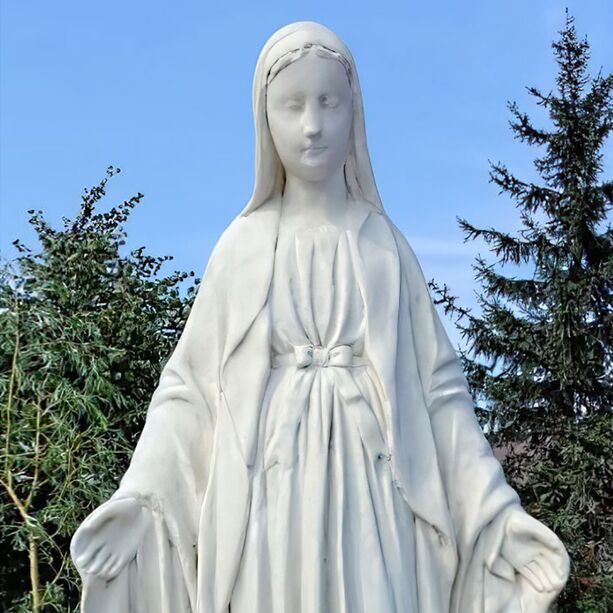 Wetterbestndige Marienfigur mit geschlossenen Augen aus Steinguss - Maria Gentila