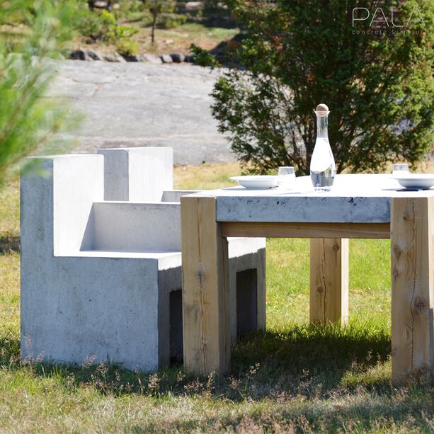 Moderner Garten Esstisch aus Lrchenholz mit Beton Tischplatte - Kimi