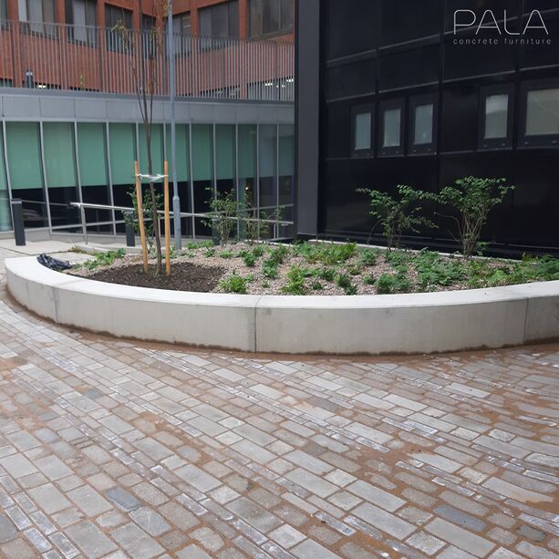 Wetterbeständige Gartenbank aus Beton - modern & schlicht - Eyvor