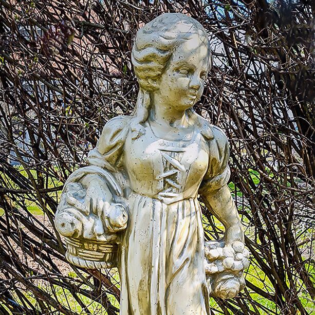 Kleine Mädchen Statue mit Korb & Blumen aus Steinguss - Gresa