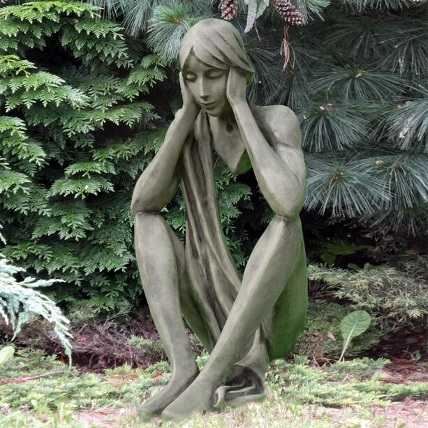Sitzende Steinguss Skulptur - Ruhender Mann fr den Garten - Alfonso
