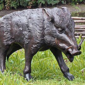 Groe Wildschwein Figur aus Bronze
