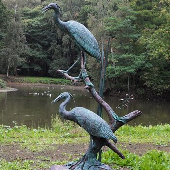 Wertvolle Bronze Gartenfiguren mit Reiher - Fischreiher