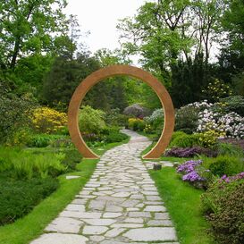 Eindrucksvolles Garten Eingangsportal aus Metall in...