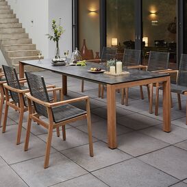 Ausziehbarer Terrassentisch aus Teak & HPL mit...